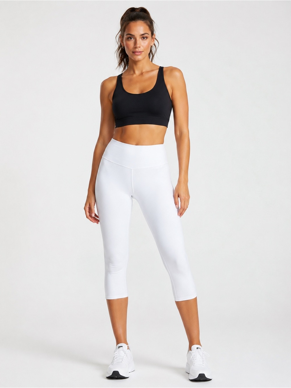 NWT Victoria’s Secret VSX Incredible Coverage White Capri Leggings
